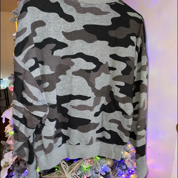 Pink Victoria Secret - Picture 5 of 6